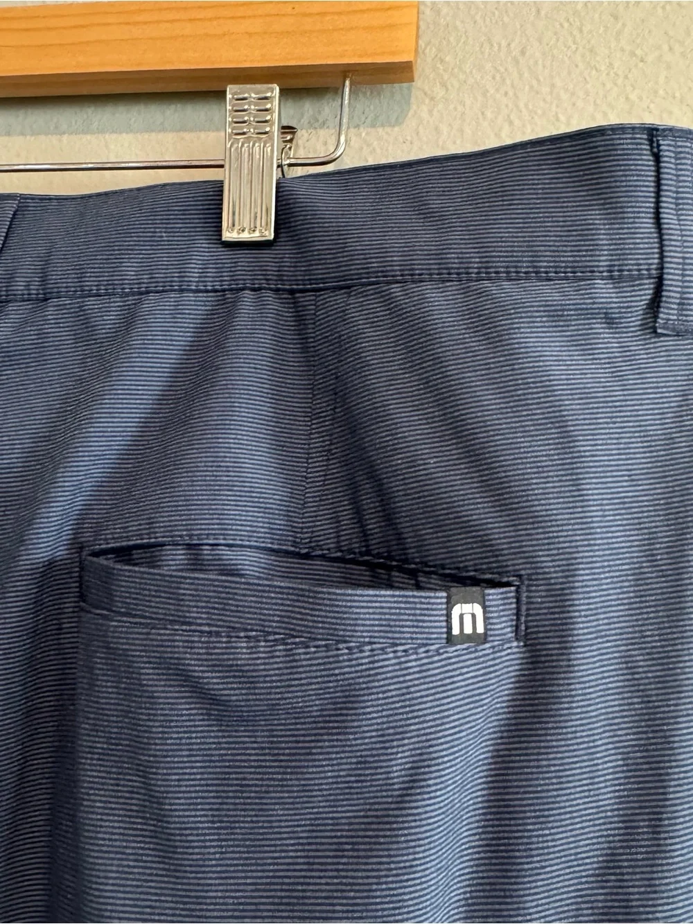 Travis Mathew Performance Carlsbad Golf Shorts Flat Front Chino 9.5” size 40